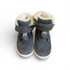 UOVO Boys Waterproof and Fleece-lined Snow Boots Charcoal Size 30(12/12.5)